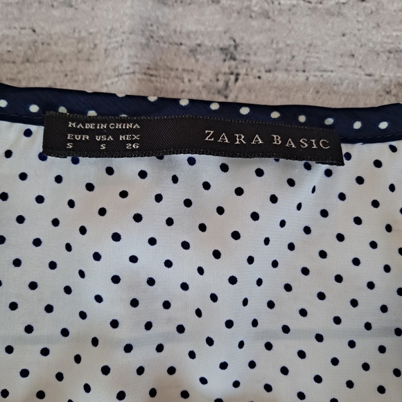 Zara Basic top - Picture 2 of 3